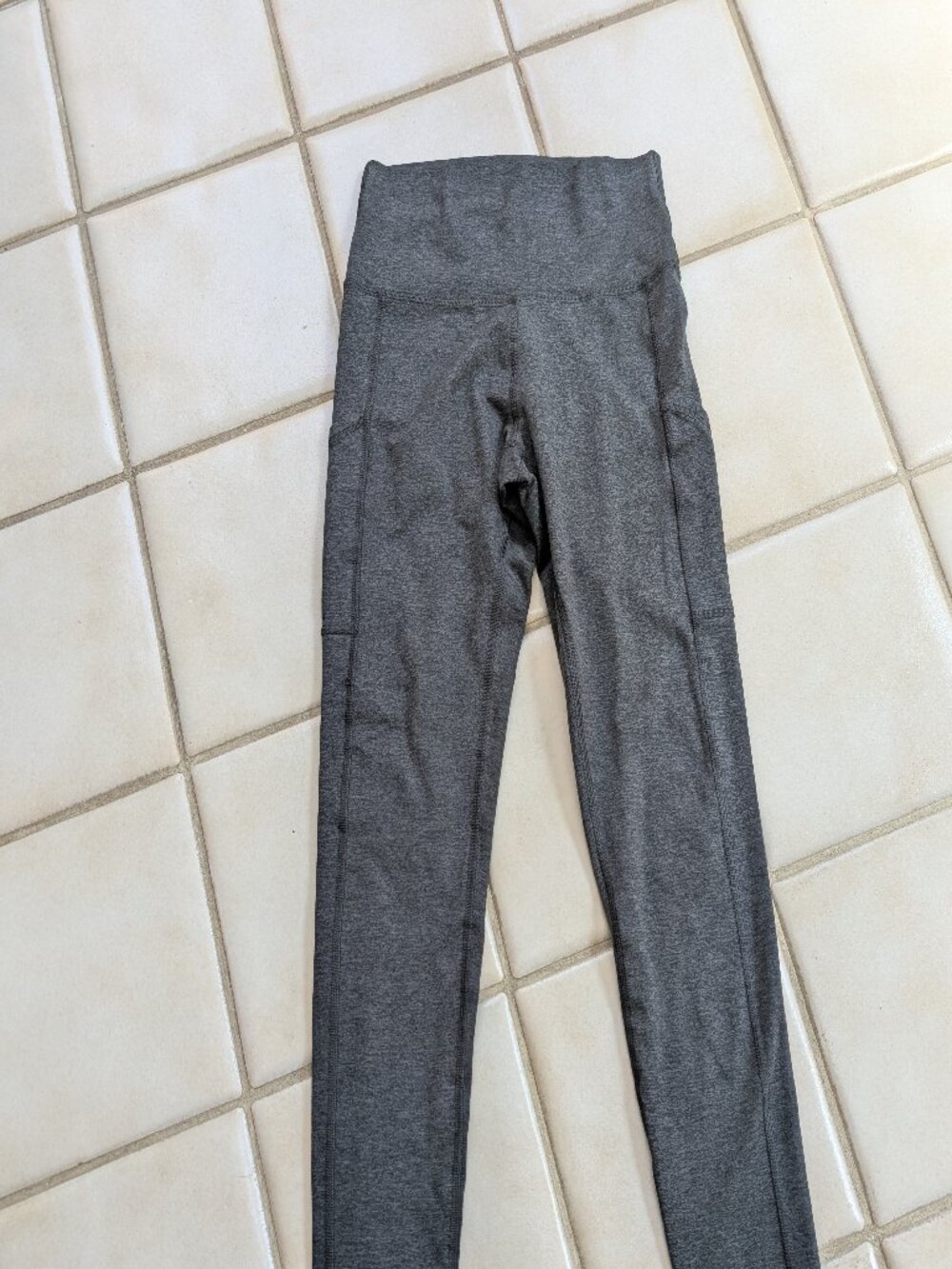 OFFLINE By Aerie The Hugger High Waisted Pocket Legging